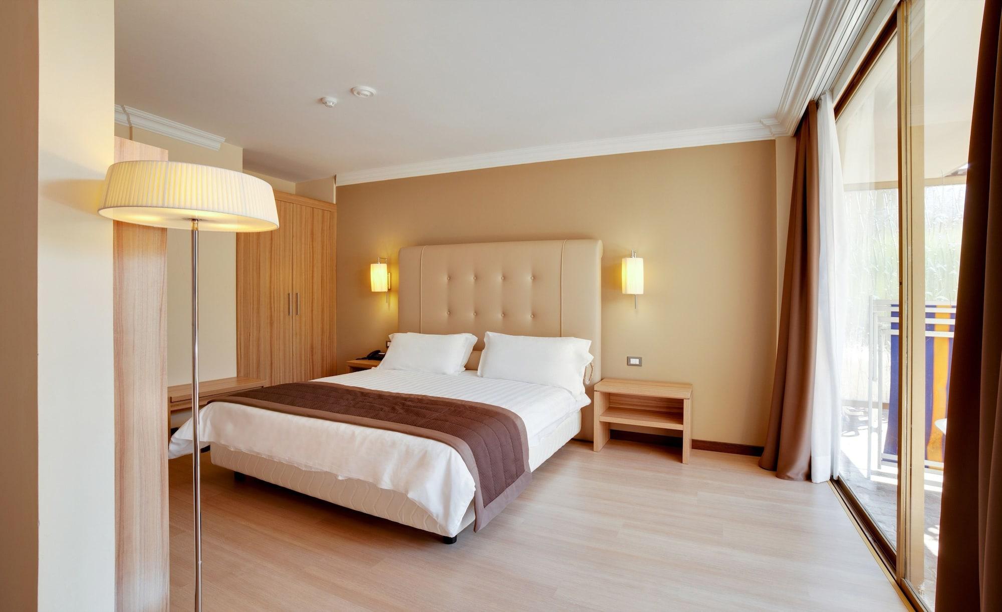 Nyala Suite Hotel Санремо Екстер'єр фото