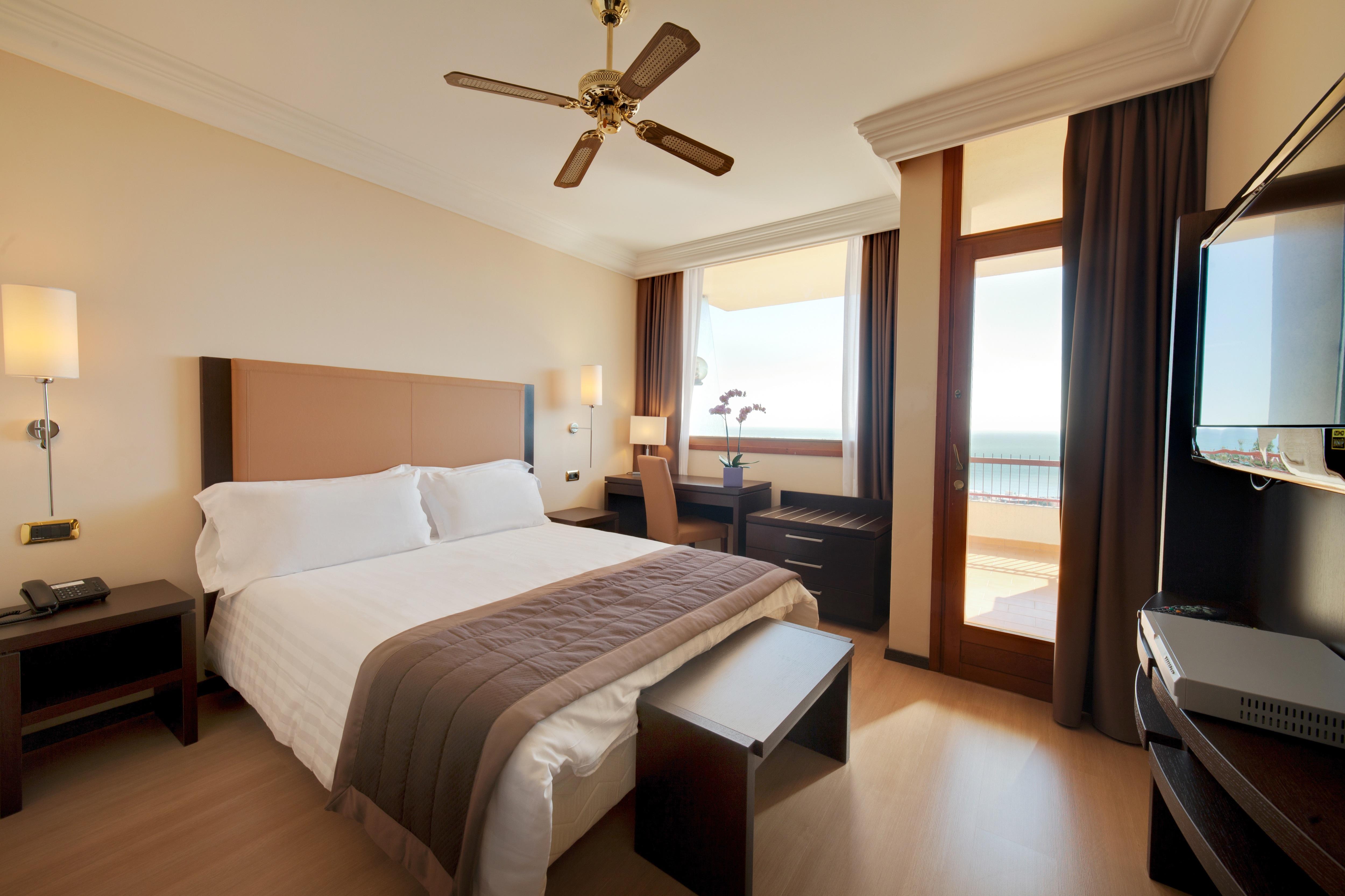 Nyala Suite Hotel Санремо Номер фото