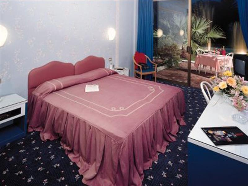 Nyala Suite Hotel Санремо Екстер'єр фото